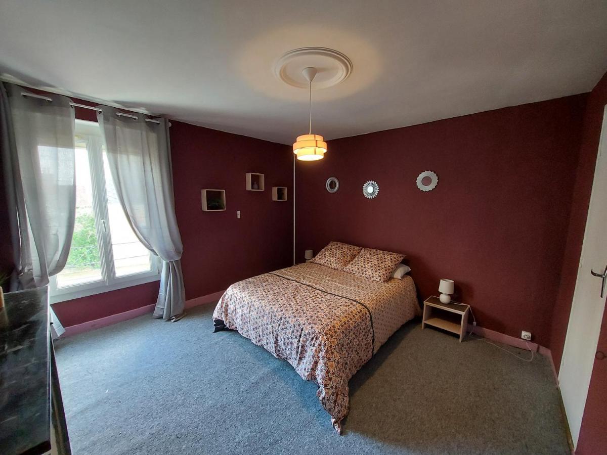 Chez Jean Villa Greez-sur-Roc Luaran gambar