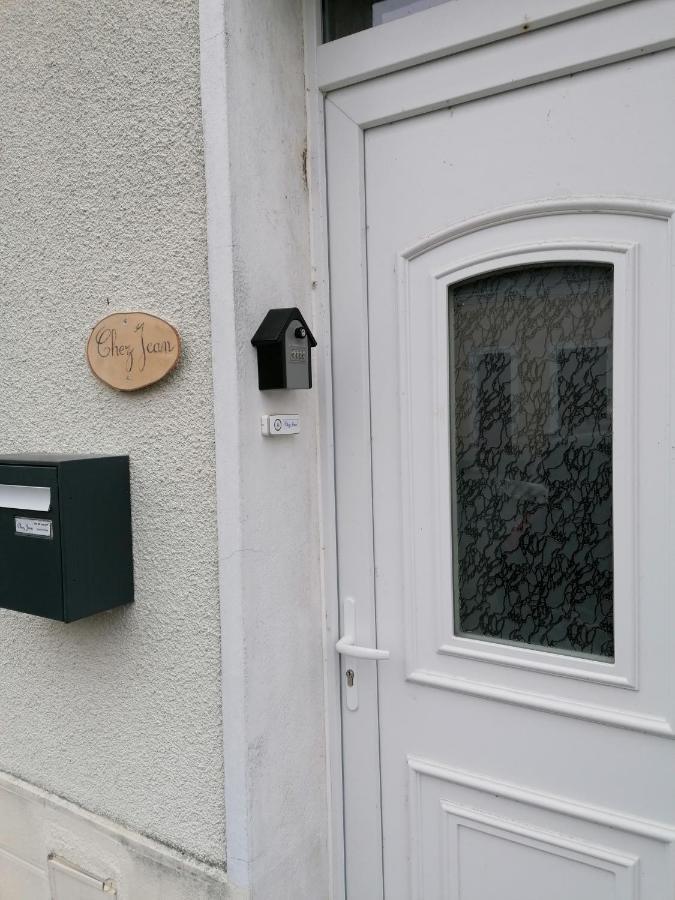 Chez Jean Villa Greez-sur-Roc Luaran gambar